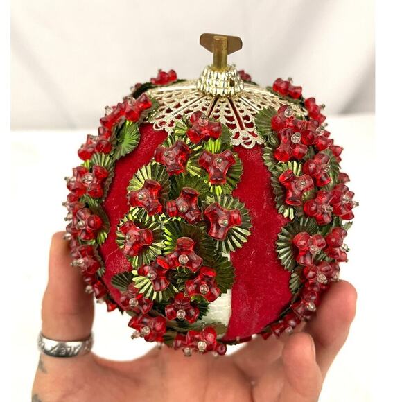 VTG Beaded Ornament Ball Music Box Christmas Decor | MCM Push Pin Craft Sequin - Picture 7 of 11